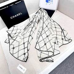 CHANEL 25S SCARF 140 IN CASHMERE SILK 727347