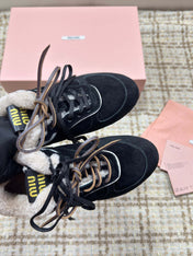 MIUMIU 26S SNEAKERS IN BLACK SUEDE AND SHEARLING