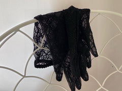 EMBROIDERED LACE MESH GLOVES BLACK 462433