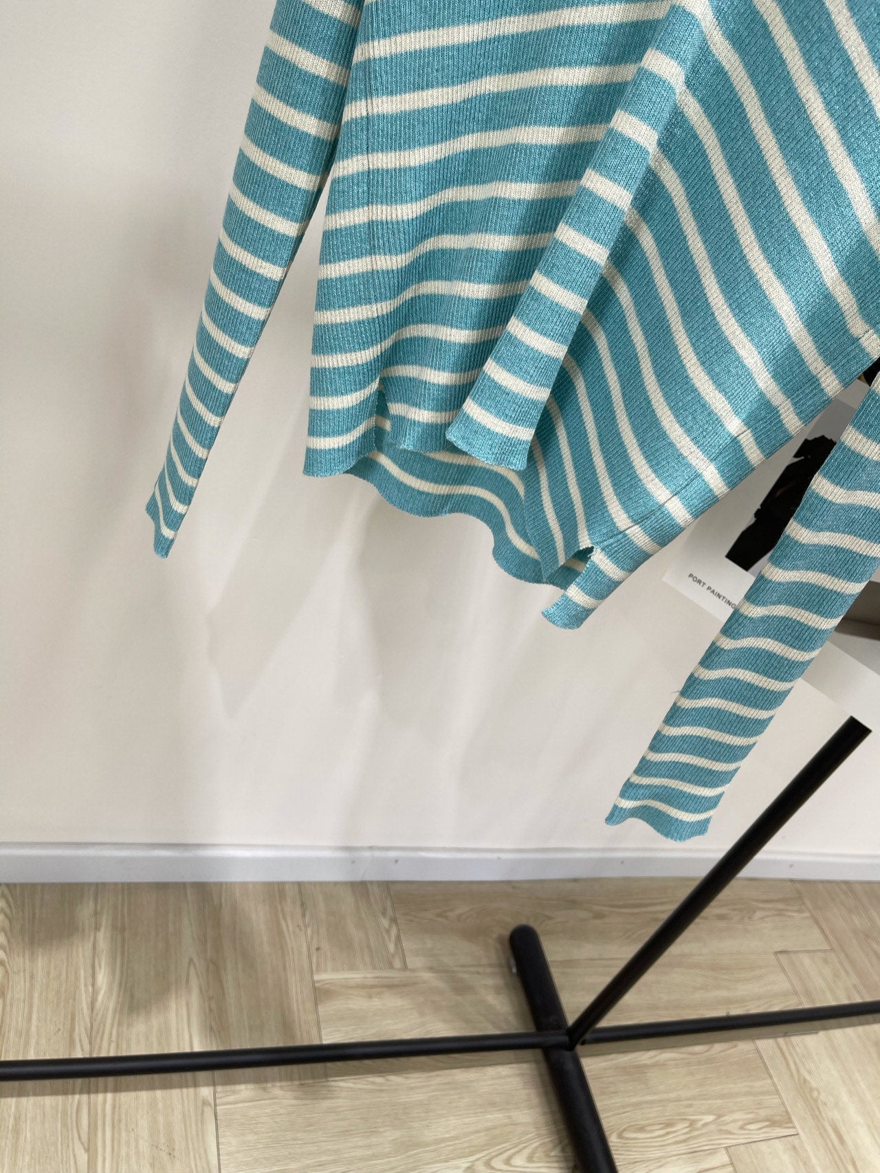 DIOR LONG-SLEEVE SWEATER WITH NAVY STRIPED COLLAR 275933