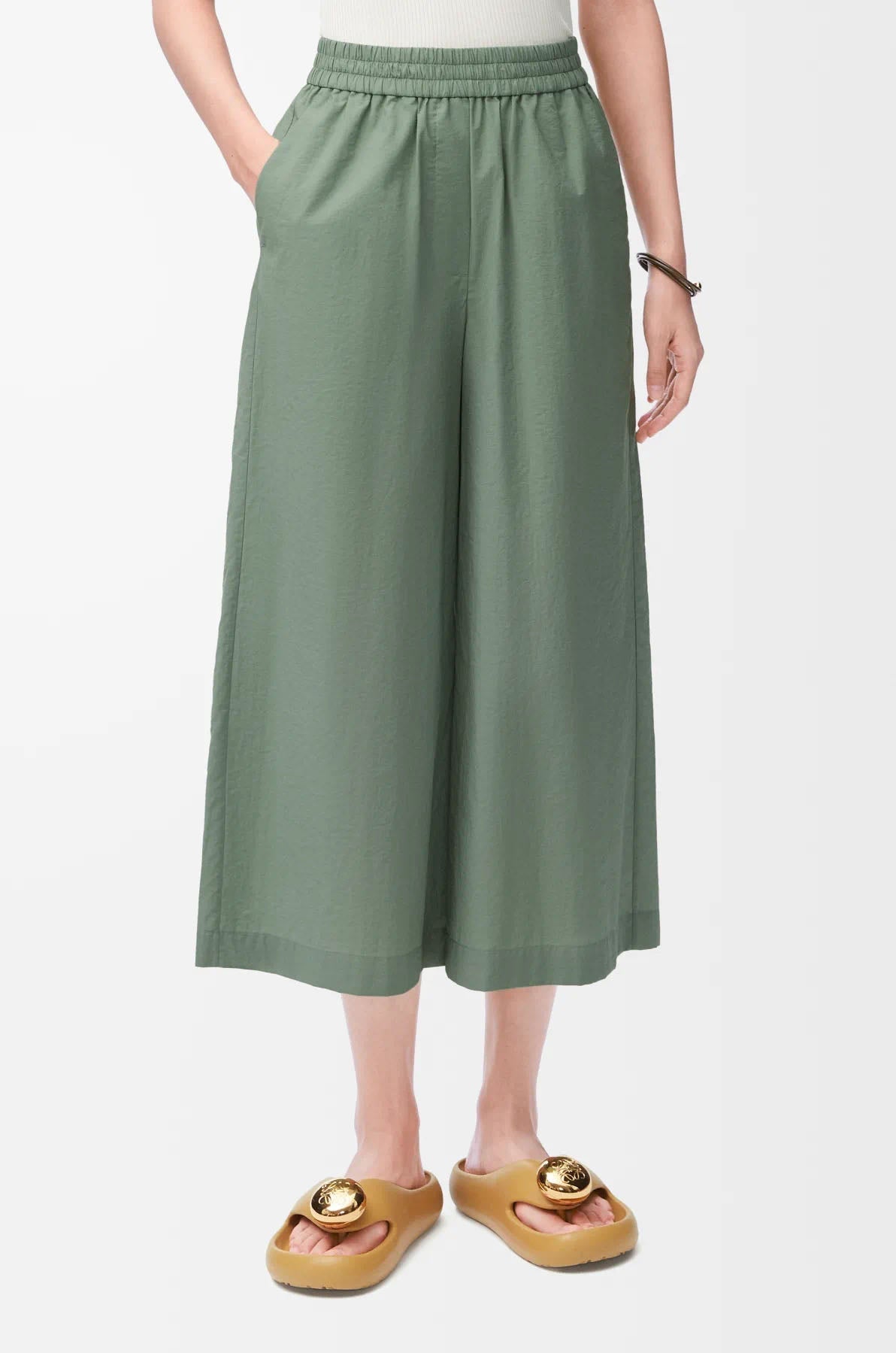 LOEWE CROPPED PANTS STYLE 74