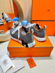 DEPART SLIP-ON SNEAKER IN MOUSE GRAY KNIT AND CALFSKIN