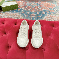 GG RHYTON LOGO TRAINER WHITE CALFSKIN WITH TIGER MOTIF