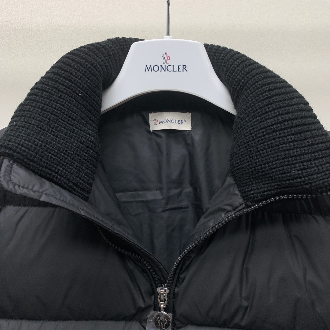 MONCLER 25S JACKET IN BLACK 002