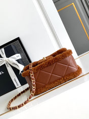 CHANEL 25S FLAP BAG 18 CM IN BROWN WOOL AND LAMBSKIN