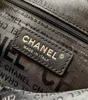 CHANEL 25S HOBO BAG 30 CM IN BLACK SMOOTH CALFSKIN