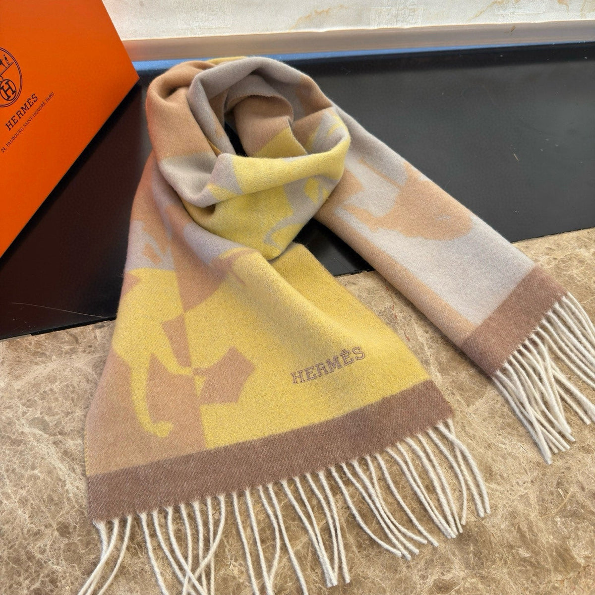 HERMES 25S SCARF 170 IN CASHMERE 854664