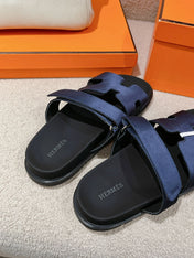 CHYPRE SANDAL BLACK MIX LIGHT BERRY CALFSKIN