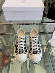 WALK'N PLATFORM SNEAKER IN CAMEL BEIGE MIX BLACK EMBROIDERED FABRIC