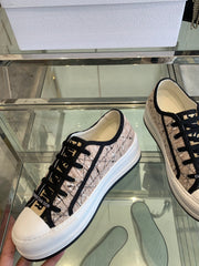 WALK'N PLATFORM SNEAKER BEIGE AND BLACK CANNAGE TWEED