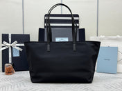 PRADA 25S RE-EDITION 1978 MEDIUM 35 IN BLACK NYLON AND SAFFIANO CALFSKIN