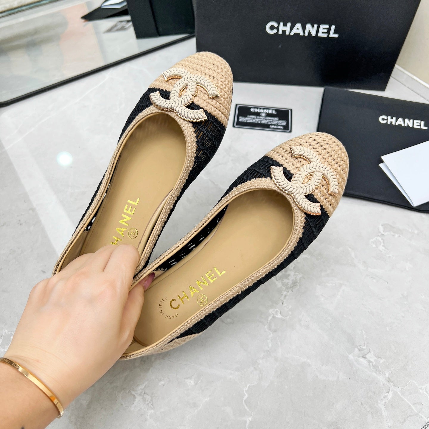 BALLET FLAT 10 MM IN BLACK MIX BEIGE RAFFIA