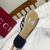GUCCI 26S FLAT SLIDES IN BLACK CALFSKIN WITH CRYSTAL