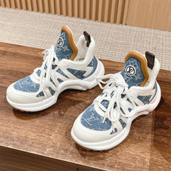 LV ARCHLIGHT SNEAKER IN WHITE CALFSKIN AND LIGHT BLUE MONOGRAM DENIM