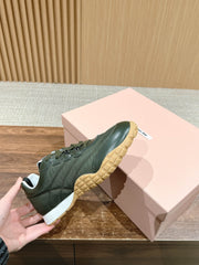 RUNNING SNEAKERS IN ARMY GREEN LAMBSKIN AND FABRIC ANTI-SLIP RUBBER SOLE