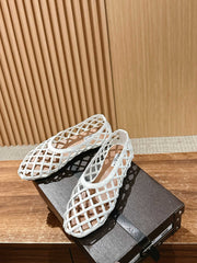 ALAIA MESH BALLET FLATS 25S IN WHITE LAMBSKIN