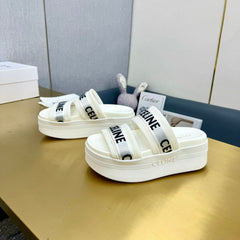 WHITE BLOCK SLIDE MESH NYLON AND TEXT WITH JACQUARD