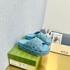 GG SLIDE SANDAL SKY CANVAS CROSS STRAPS