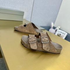 BIRKENSTOCK SLIPPERS IN LIGHT BROWN SUEDE