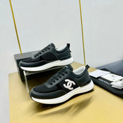 CLASSIC TRAINER IN BLACK MERCERIZED VELVET WITH WHITE LOGO