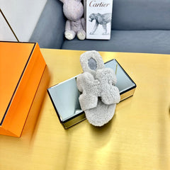 0RAN SHEARLING SANDALS PALE GRAY