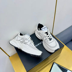 SNEAKER IN WHITE MIX BLACK BREATHABLE FABRIC