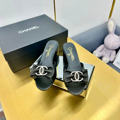 BOWKNOT RHINESTONES MID HEEL MULE IN BLACK CALFSKIN