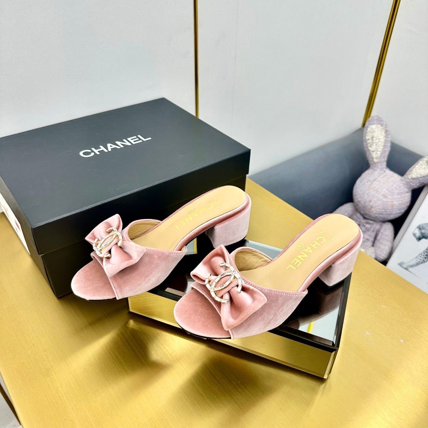 BOWKNOT RHINESTONES MID HEEL MULE IN LIGHT PINK VELVET