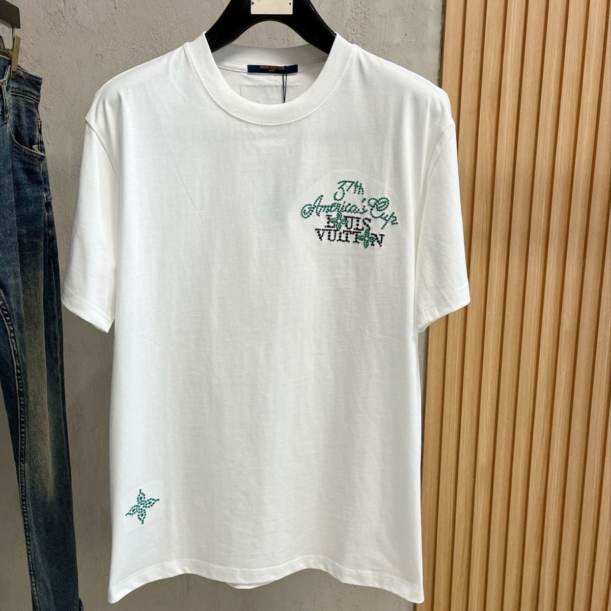 LV T-SHIRT IN WHITE EMBROIDERED LOGO PURE COTTON 238777