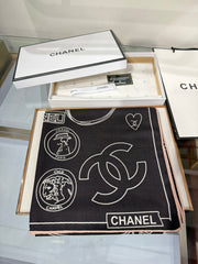 CHANEL 25S SCARF 140 IN SILK 732181