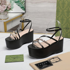 WEDGE PLATFORM IN BLACK SHEEPSKIN