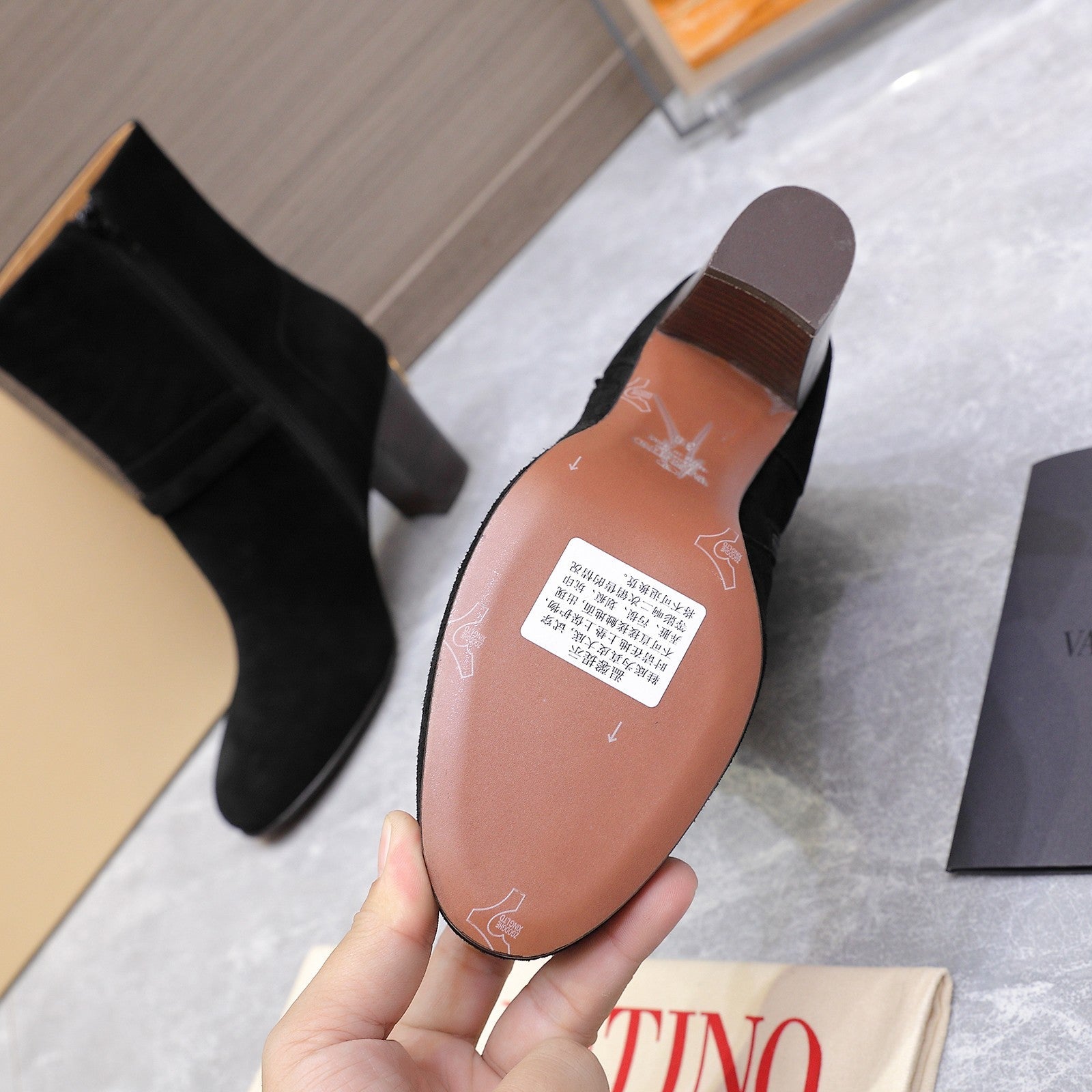 VALENTINO 25S GARAVANI VLOGO LOW BOOTS 80 MM IN BLACK SUEDE