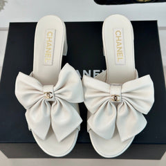 Double CC Big Bow High Heels Sheepskin White