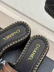 THICK SOLE WEDGE SLIPPERS IN CHOCOLATE BROWN CALFSKIN