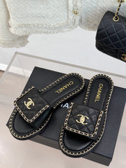 FLAT CHAIN HEART SLIPPER IN BLACK LAMBSKIN