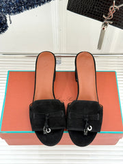 HIGH HEELS IN BLACK SUEDE AND LAMBSKIN