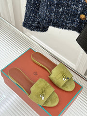 FLAT SANDALS IN MOSS YELLOW SUEDE AND LAMBSKIN