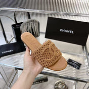 SLIPPERS CARAMEL BROWN SHEEPSKIN