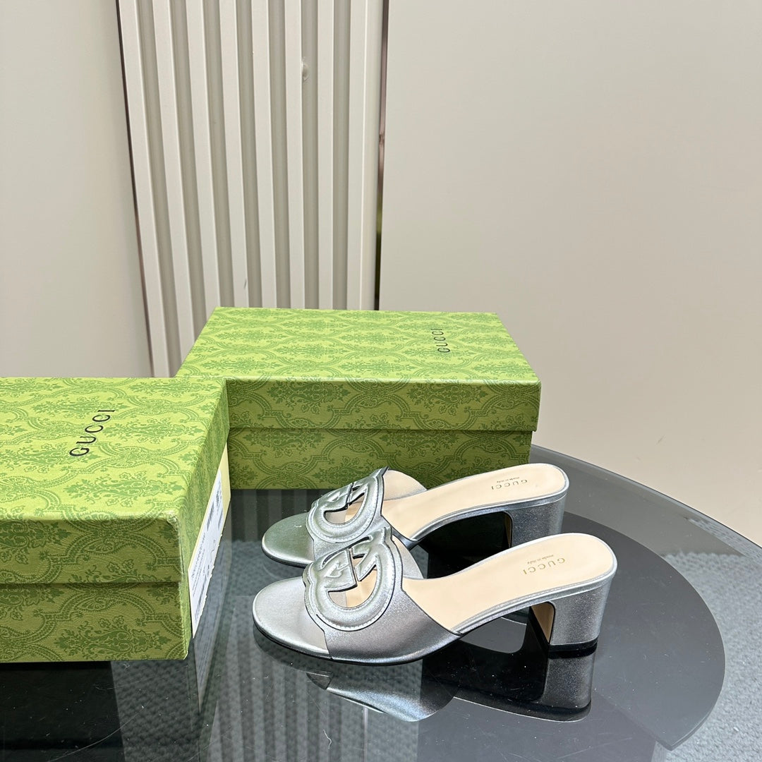 MID-HEEL 5 CM MULE IN SILVER CALFSKIN