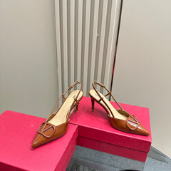 VLOGO SIGNATURE GINGER ORANGE PATENT LEATHER SLINGBACK PUMP 80MM