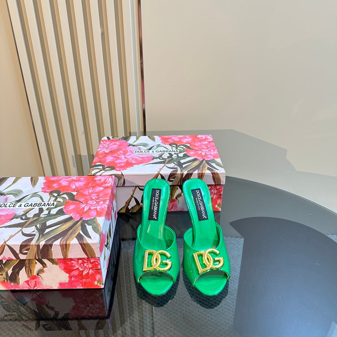 DG FOOTWEAR – LIGHT 100MM IN GREEN PATENT CALFSKIN MULES