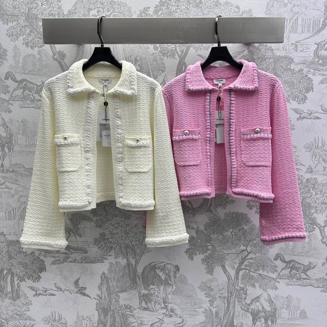 CHANEL PINK AND WHITE KNIT SWEATER 263624