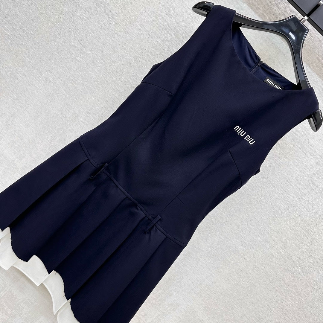 MIU 25S PLEATED VEST DRESS IN ACETATE 264603