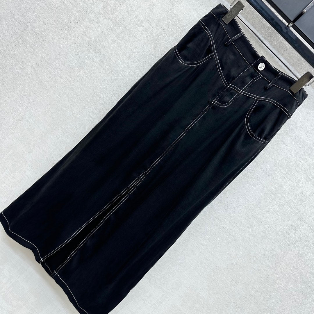 CHANEL HIGH-WAIST SKIRT WITH CUT-OUT HEM 274765