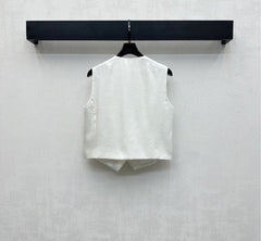 CHANEL SLEEVELESS BUTTONED BLAZER 274758