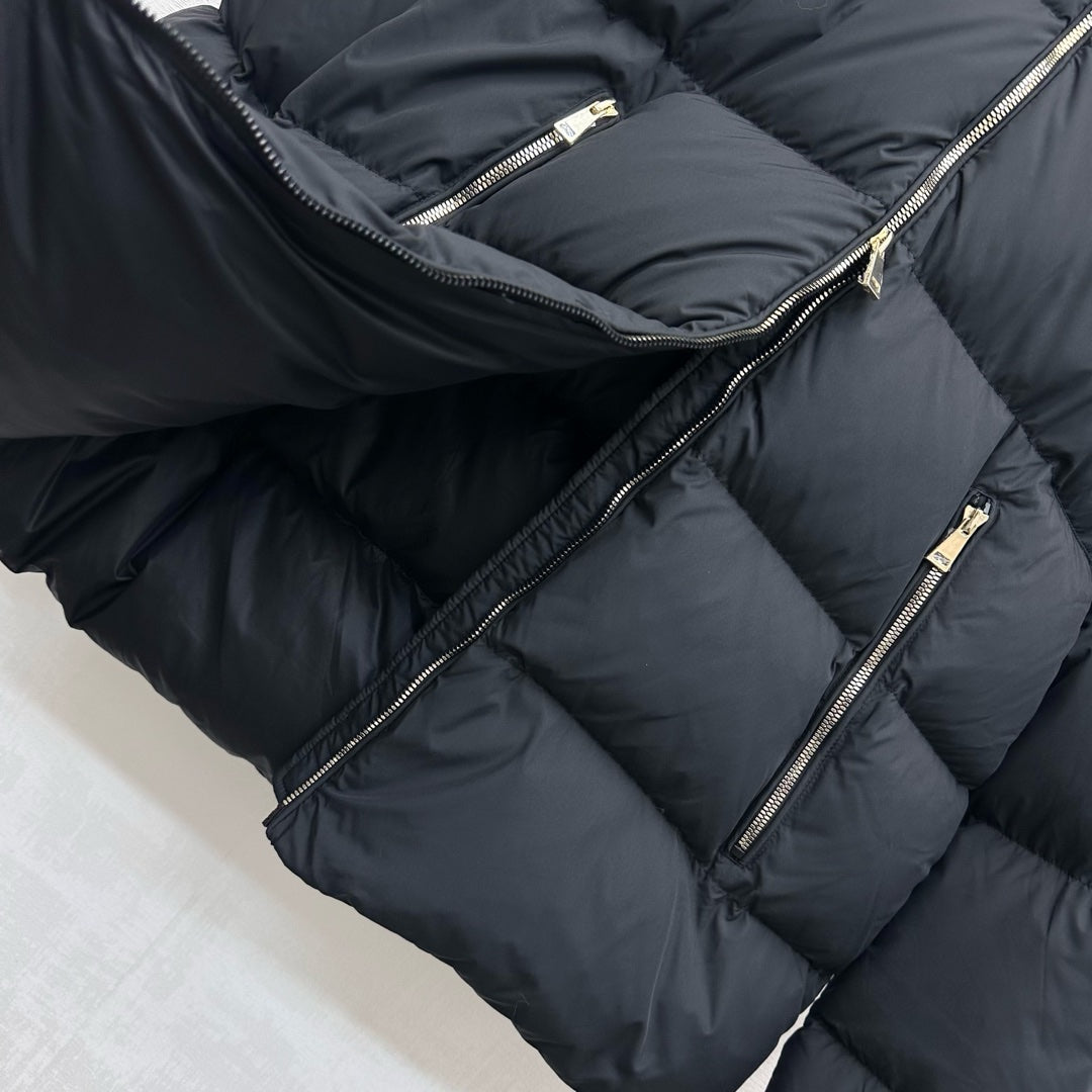 MONCLER 25S DOWN JACKET 304888