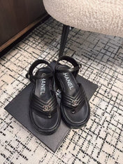 THICK-SOLED THONG SANDAL IN BLACK LAMBSKIN