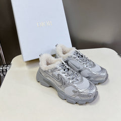 DIOR CHRONO SNEAKER 25S IN SILVER LAMBSKIN AND MESH FABRIC STYLE 1
