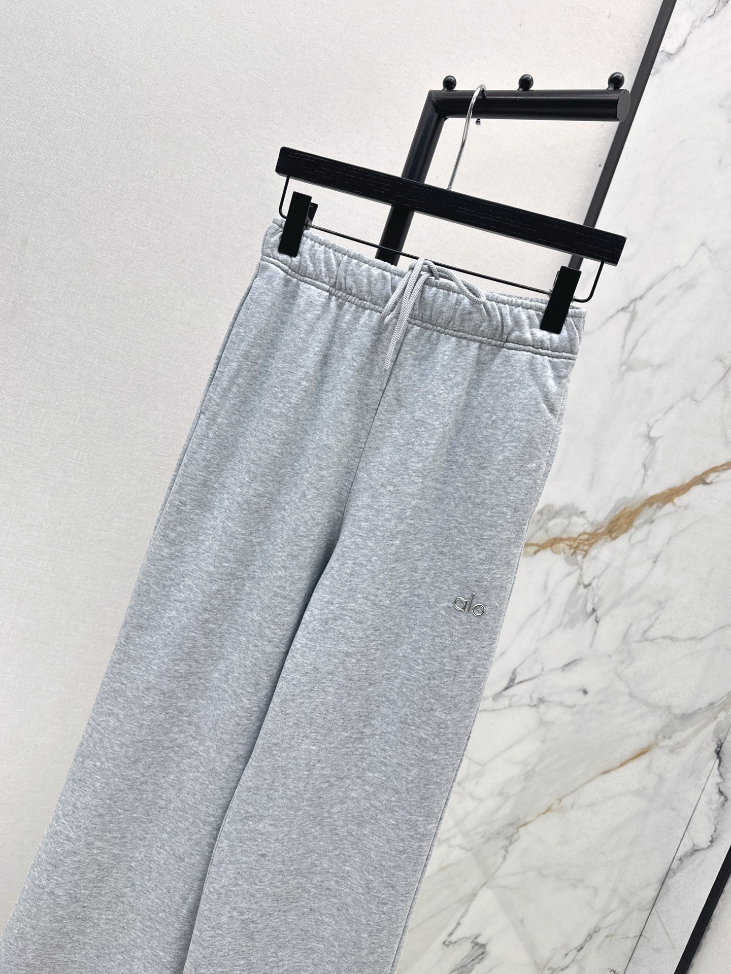 ALO SWEATPANTS STYLE 173