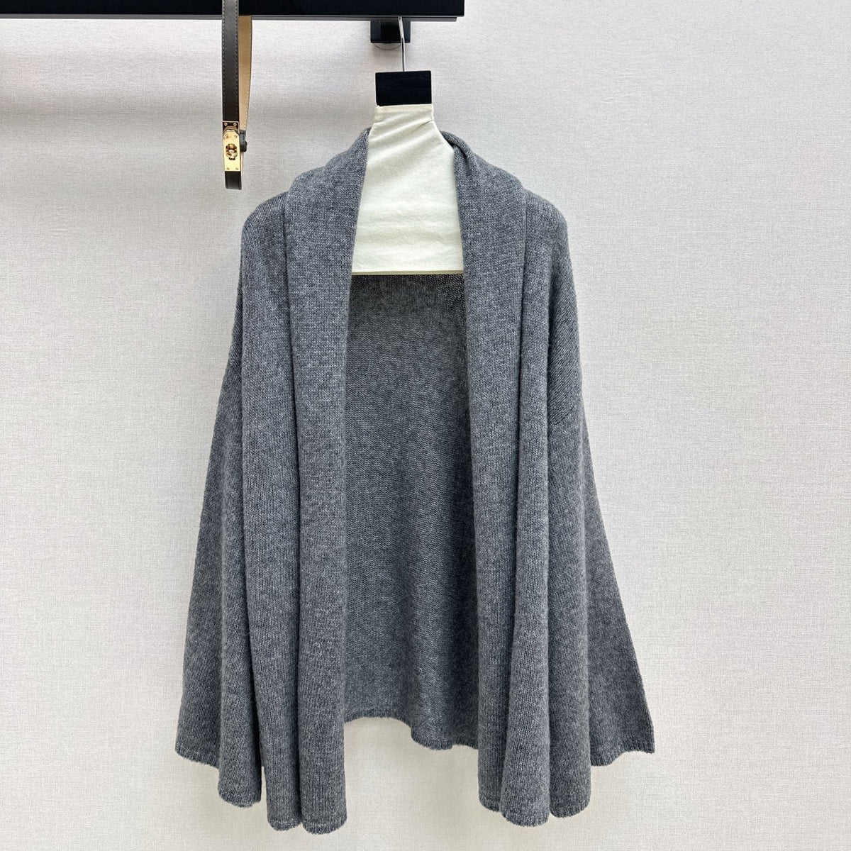 HERMES 25S OVERSIZED CARDIGAN 149